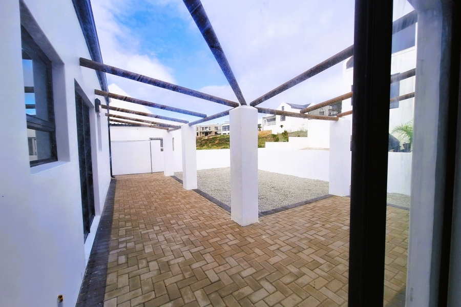 4 Bedroom Property for Sale in Da Gama Bay Western Cape